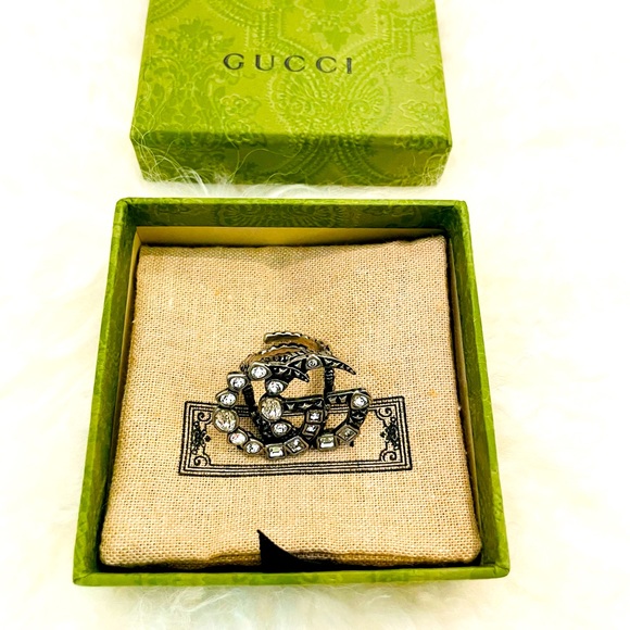 New authentic Gucci ring with crystals. Size medium. Unisex. Made in Italy. - Picture 1 of 4